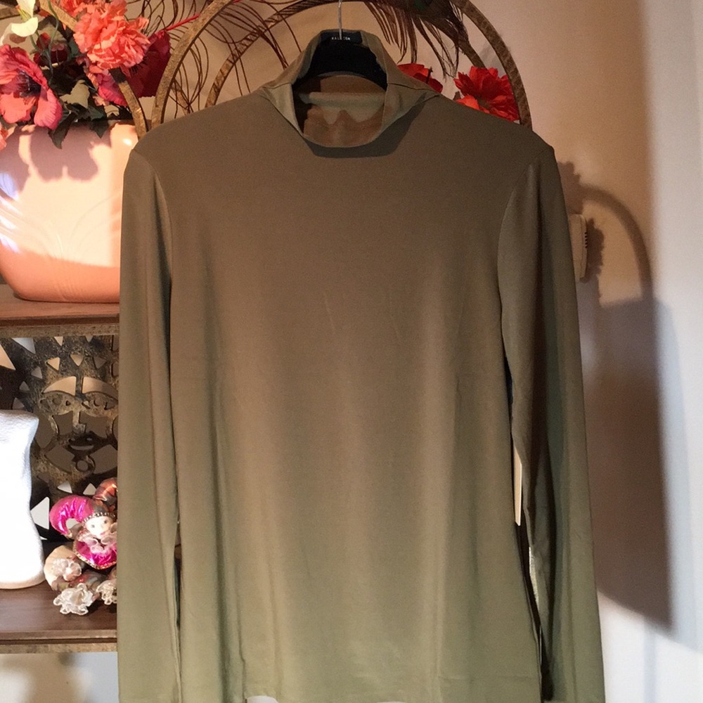 NWT Halogen Funnel Neck Top from Nordstrom Women’s L